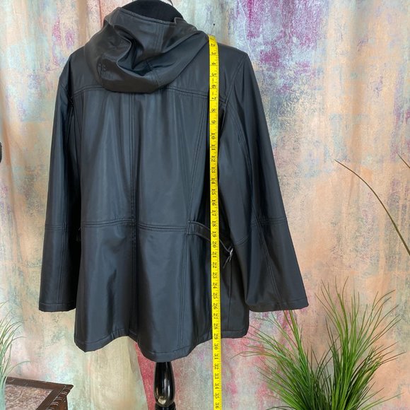 πOutBrook Woman Warm Parker - Long Jacket with Hood - Picture 9 of 15